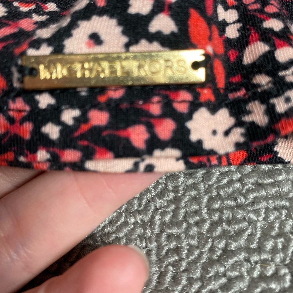 Michael Kors Women’s Floral Long Bell Sleeve Tee - Size Large - Picture 6 of 6